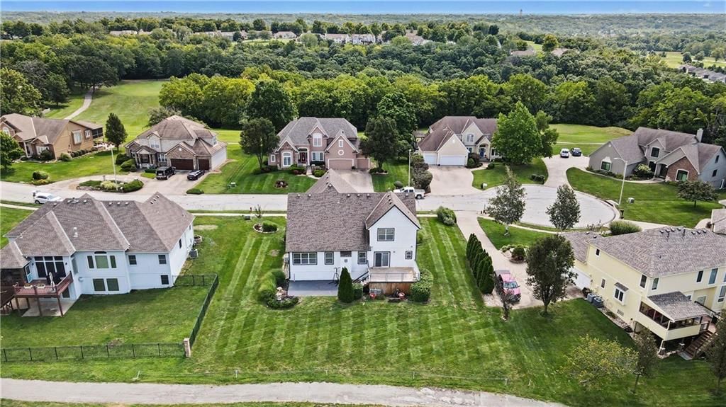 8718 Ridgeway Court — photo 38