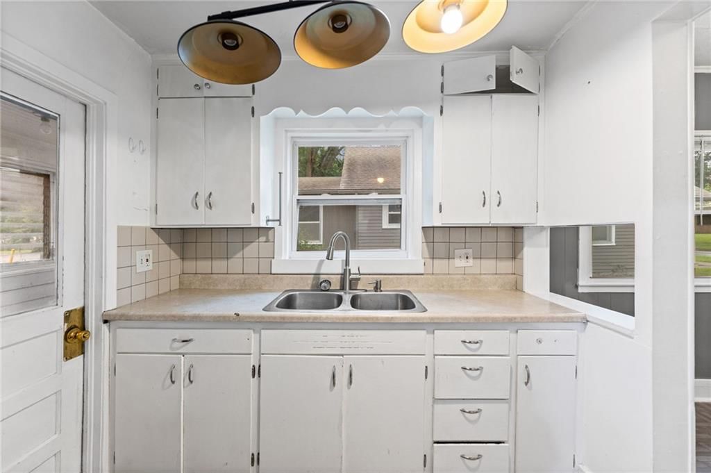 707 S Tremont Avenue — photo 12