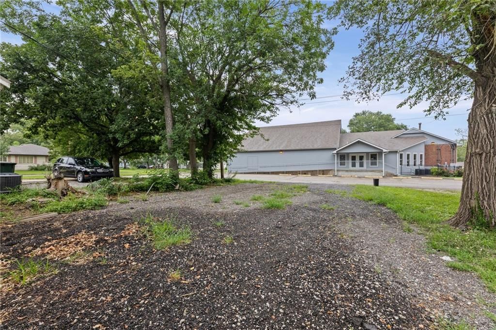 707 S Tremont Avenue — photo 22