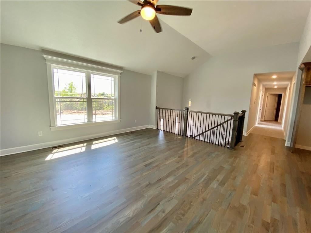 519 Skyview Lane — photo 13