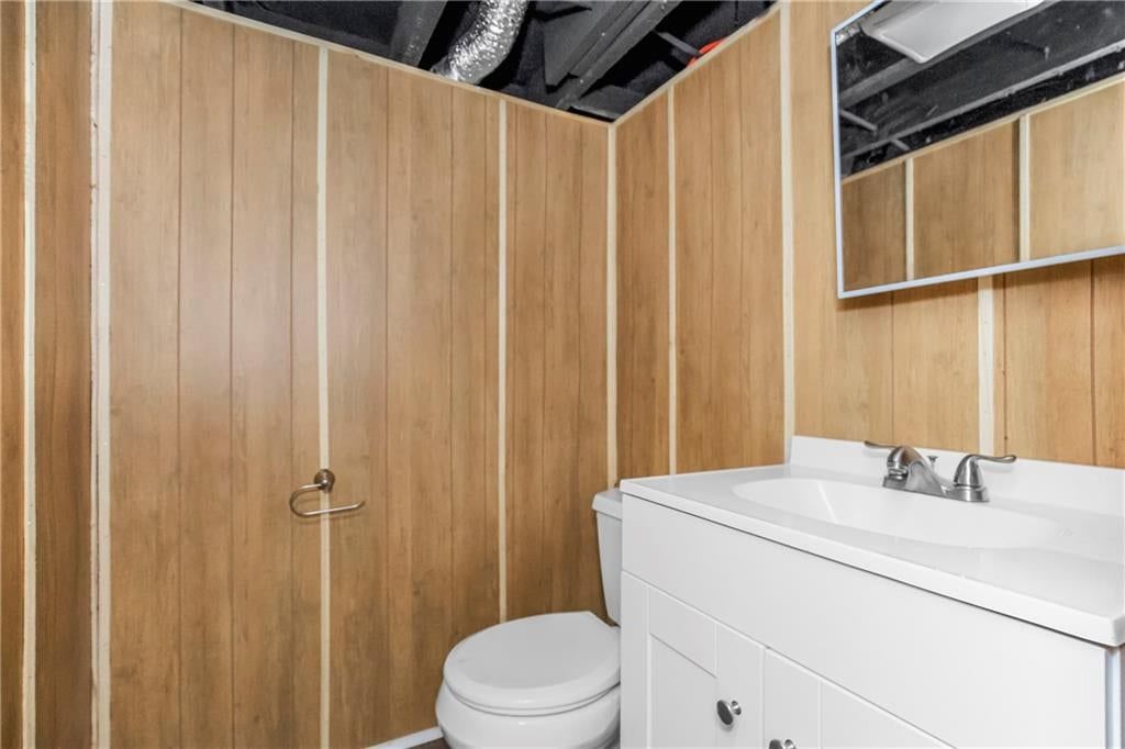 7900 CHESTNUT Avenue — photo 18