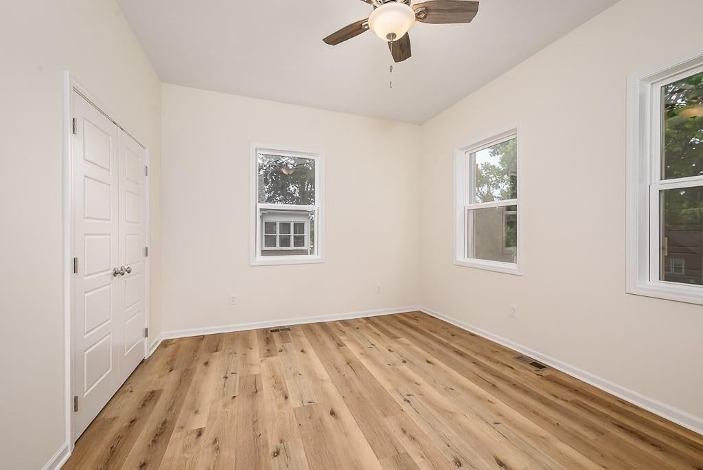 Photo 13 of 18 - 1122 Randolph Street, Leavenworth, KS 66048