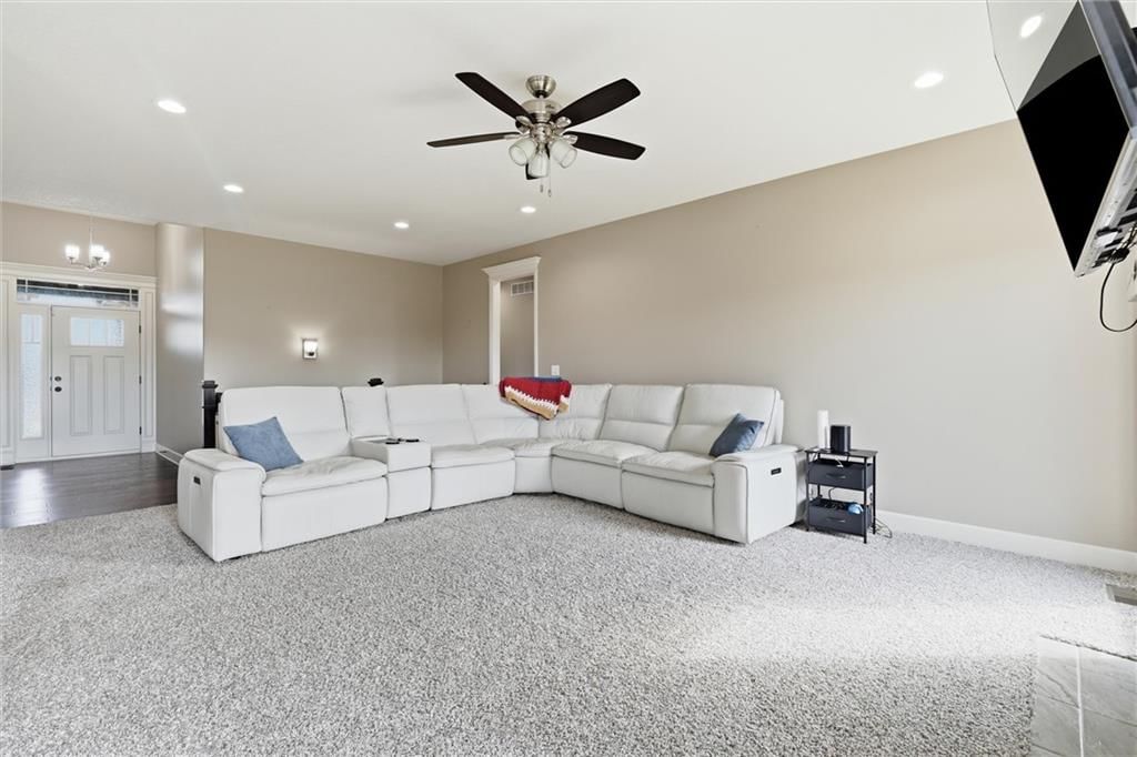 601 Englewood Drive — photo 9