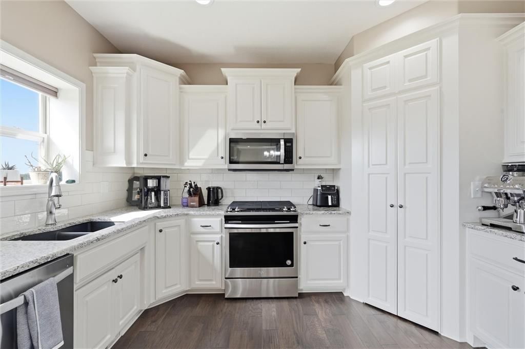601 Englewood Drive — photo 18
