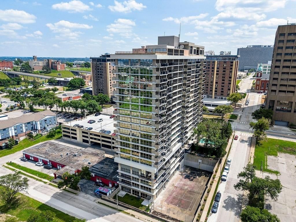 600 E Admiral Boulevard — photo 24