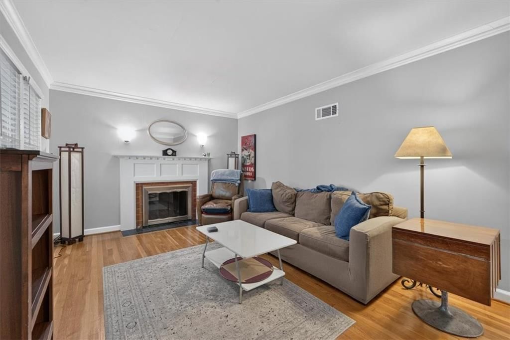 8407 Mercier Street — photo 4