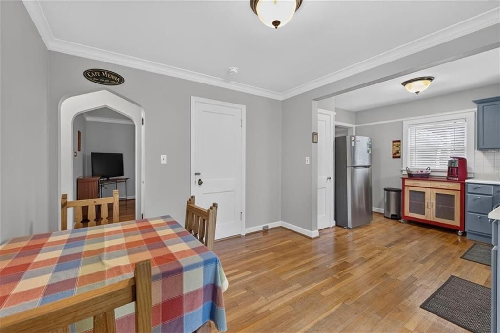 8407 Mercier Street — photo 7