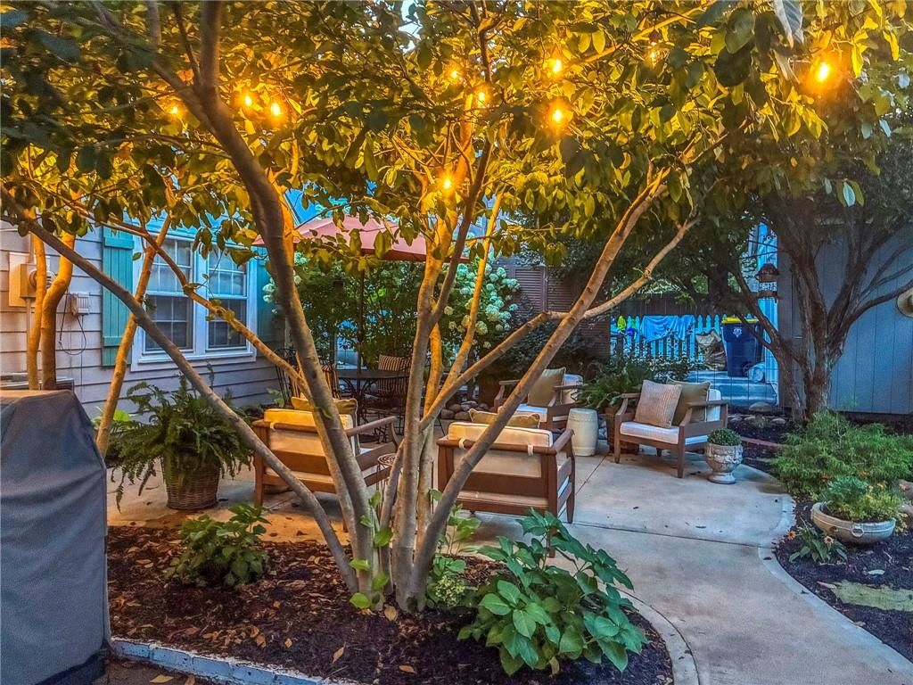 416 E 66th Terrace — photo 37