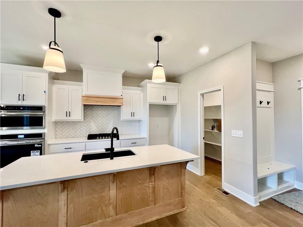 528 Skyview Lane — photo 14