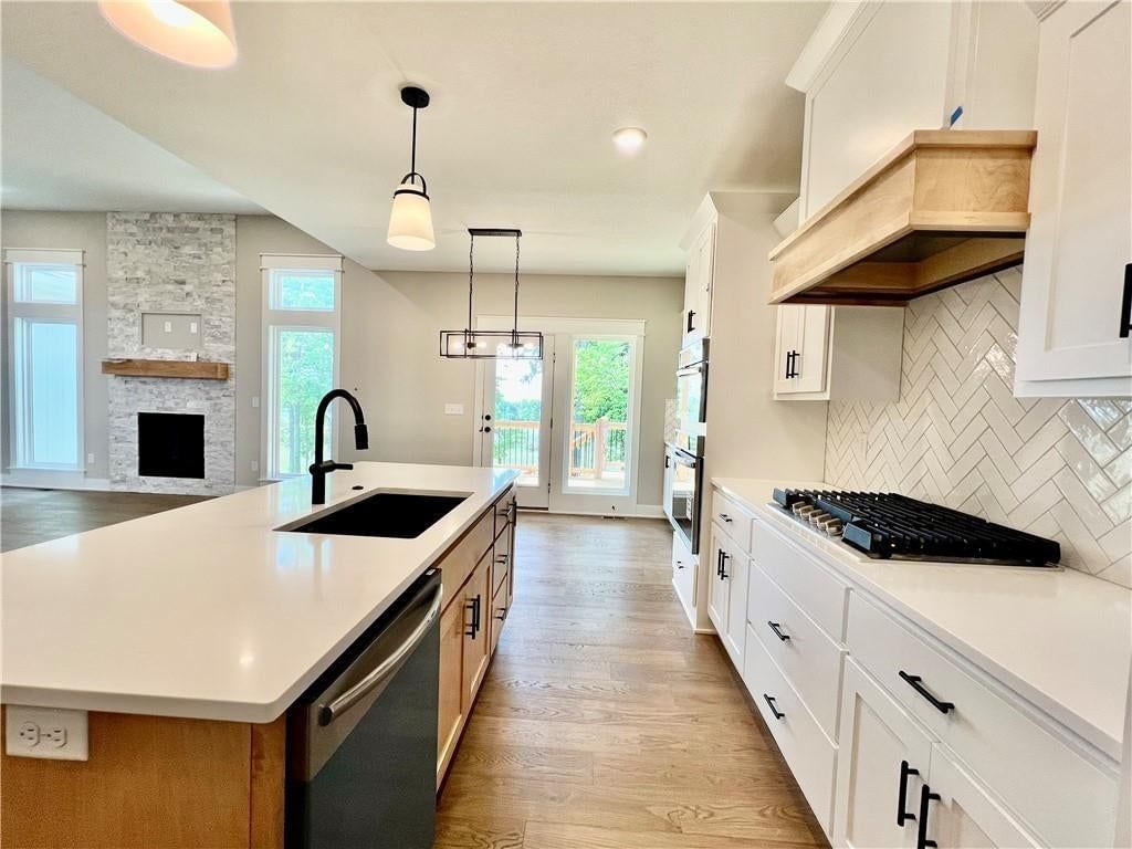 528 Skyview Lane — photo 17