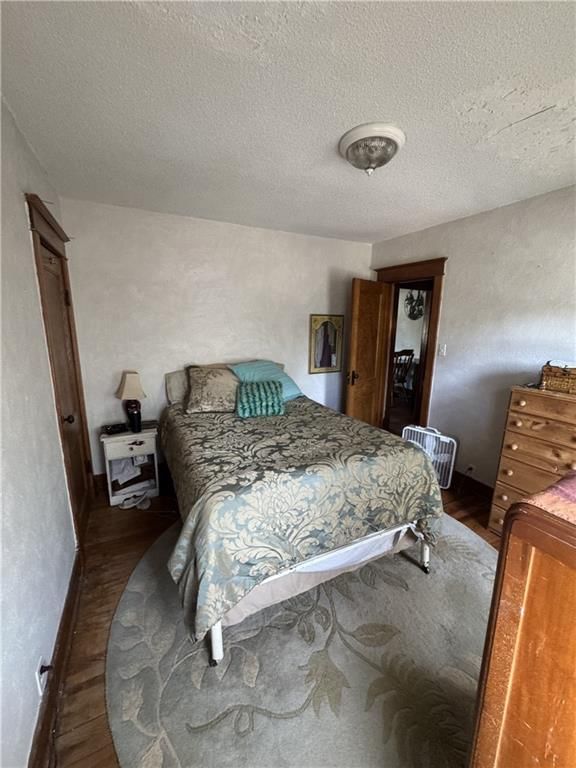 225 W Moore Street — photo 17