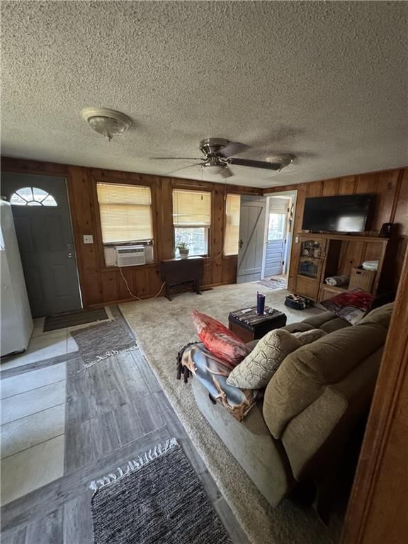 225 W Moore Street — photo 19