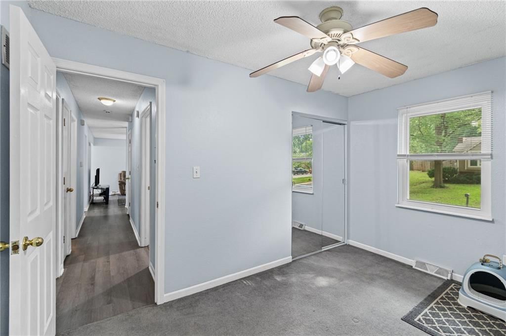 1905 S Speas Drive — photo 17