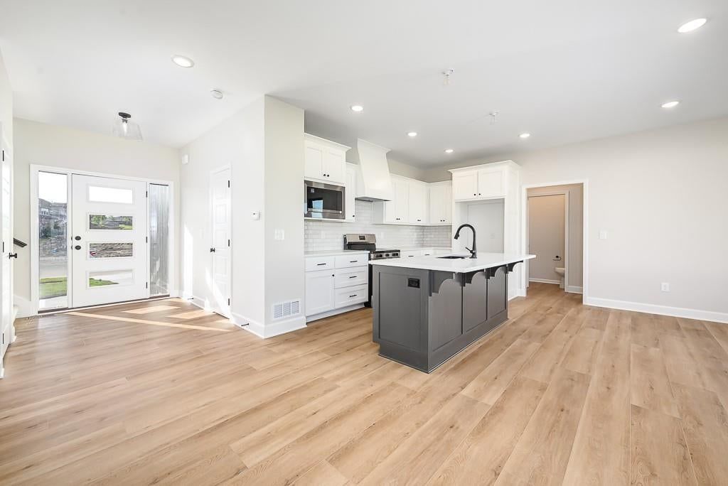 136 Brookwood Street — photo 5