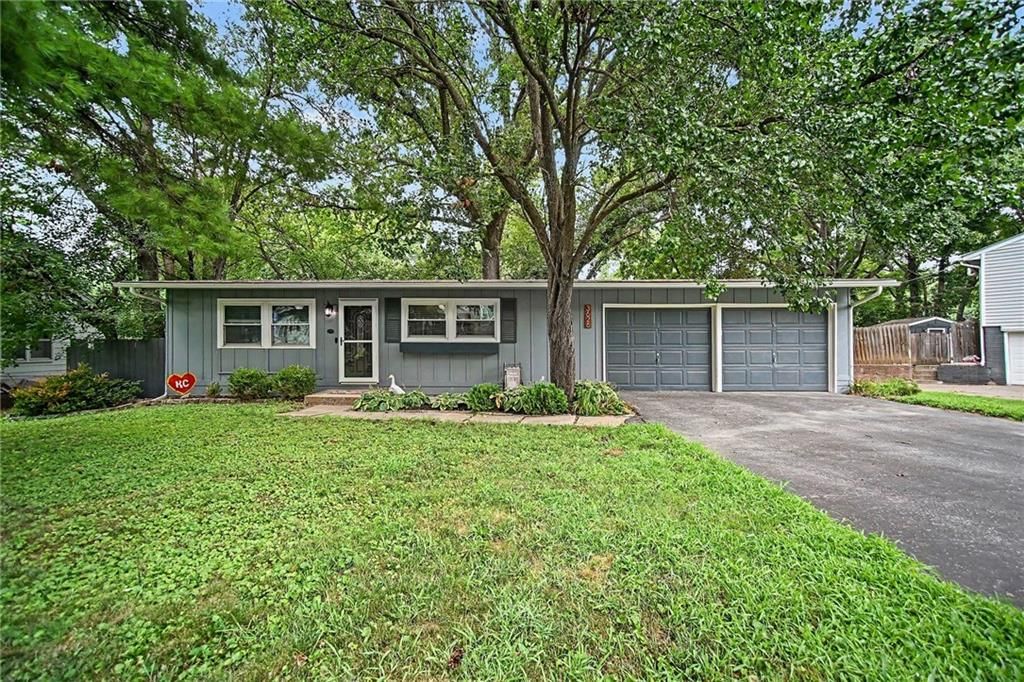 3626 N LISTER Avenue — photo 1
