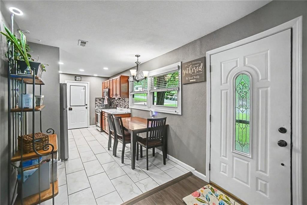 3626 N LISTER Avenue — photo 4