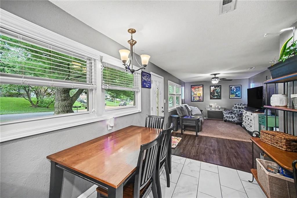 3626 N LISTER Avenue — photo 8