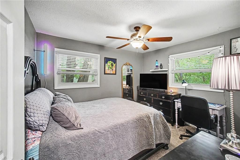 3626 N LISTER Avenue — photo 12