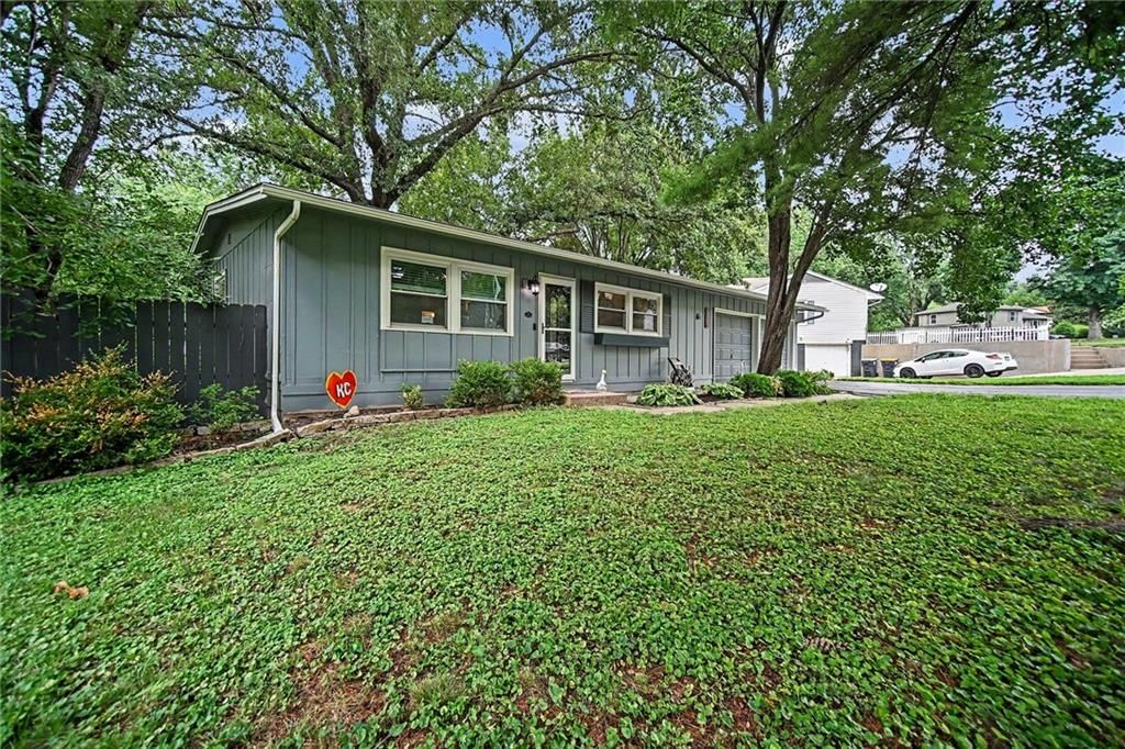 3626 N LISTER Avenue — photo 26