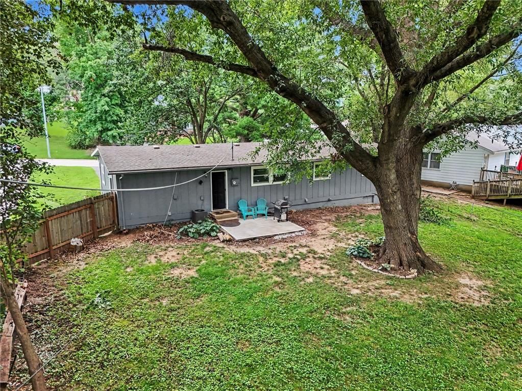 3626 N LISTER Avenue — photo 29