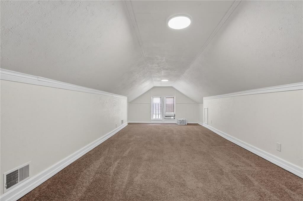 4121 E 56th Street — photo 15
