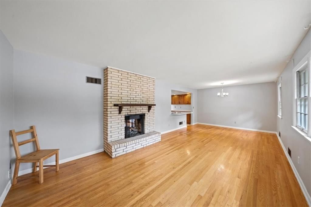 4506 E 105 Street — photo 5