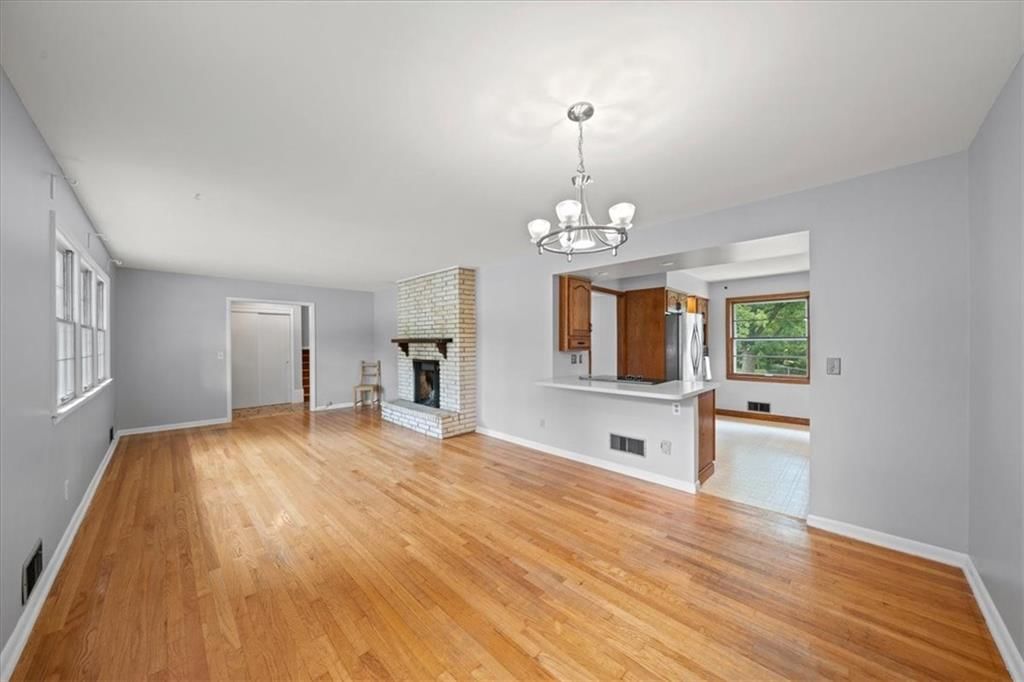 4506 E 105 Street — photo 8