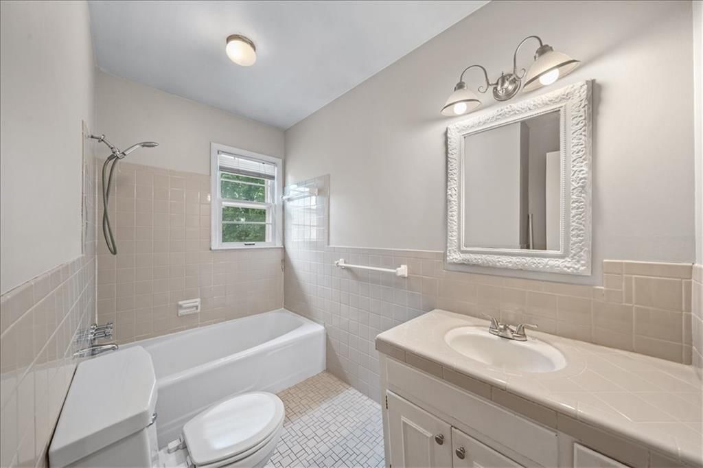 4506 E 105 Street — photo 18