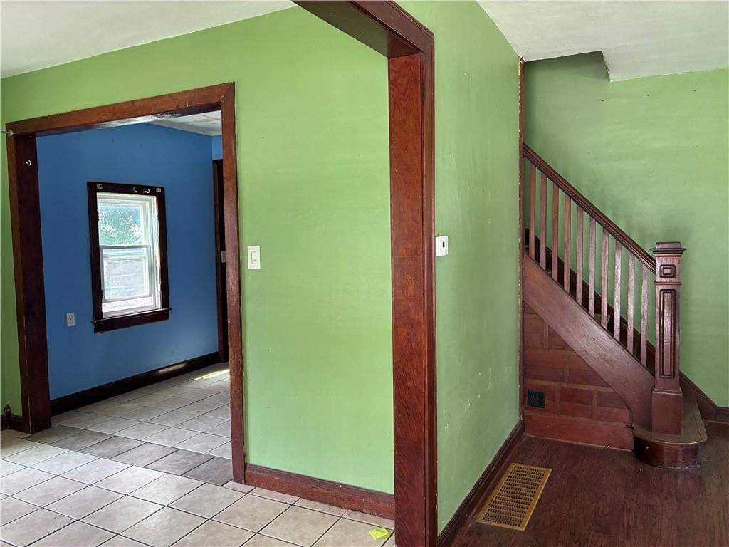 1104 S INDEPENDENCE — photo 8