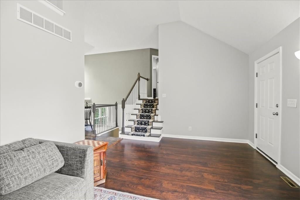 418 Granite Drive — photo 6