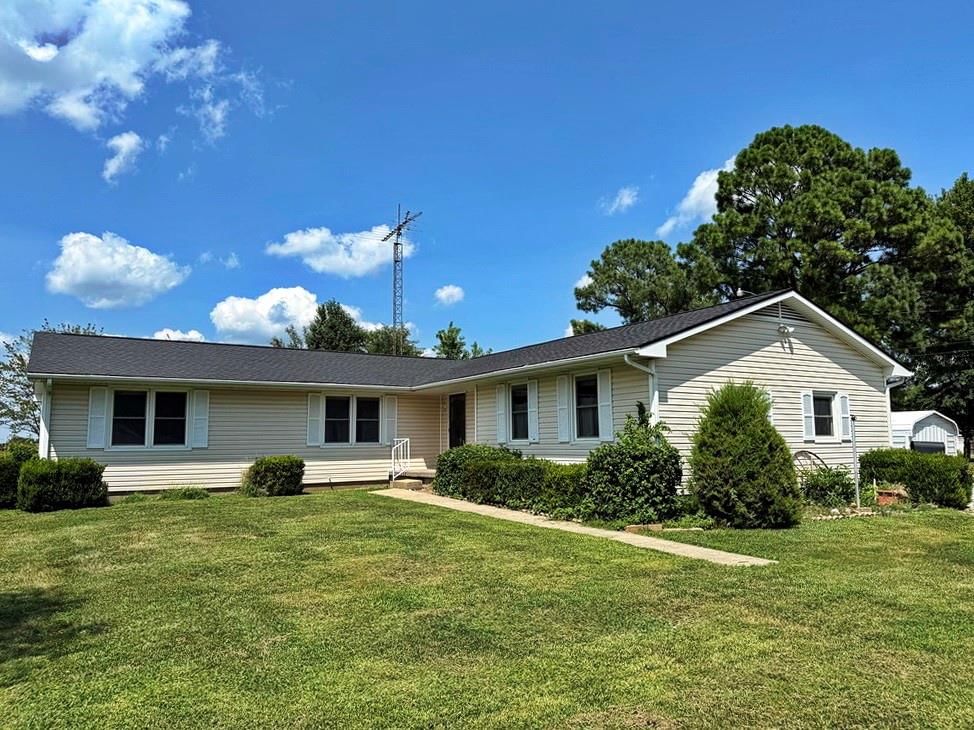1409 S 32 Highway — photo 23