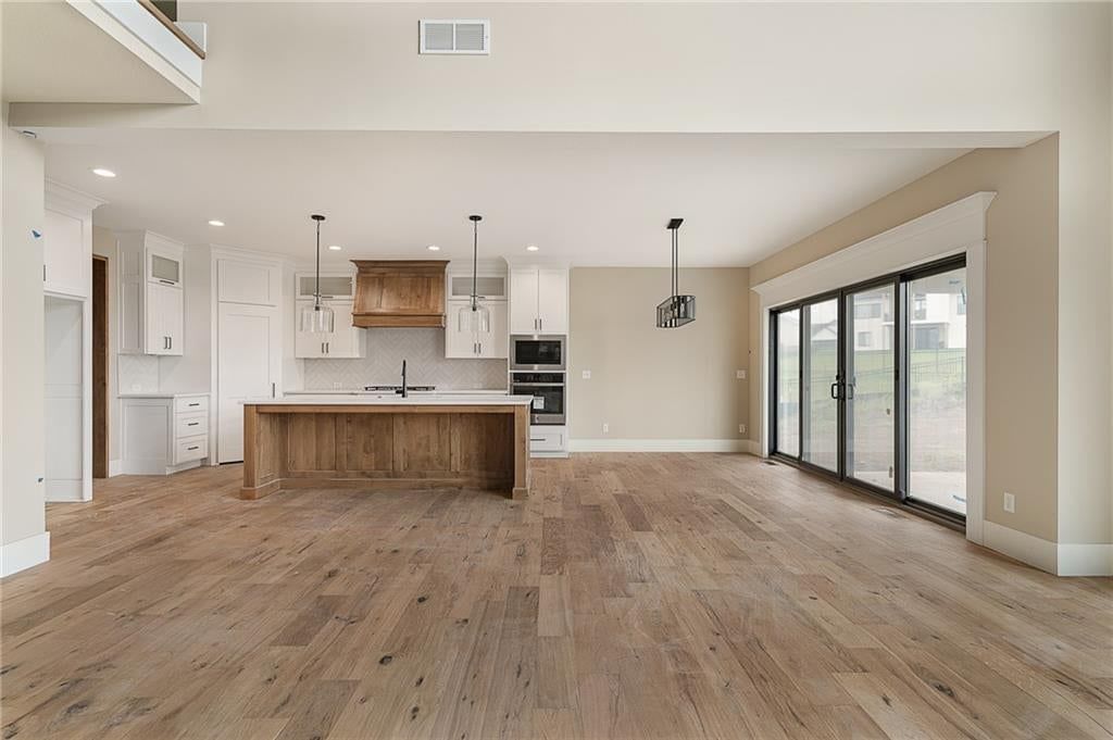 1401 Upton Court — photo 10