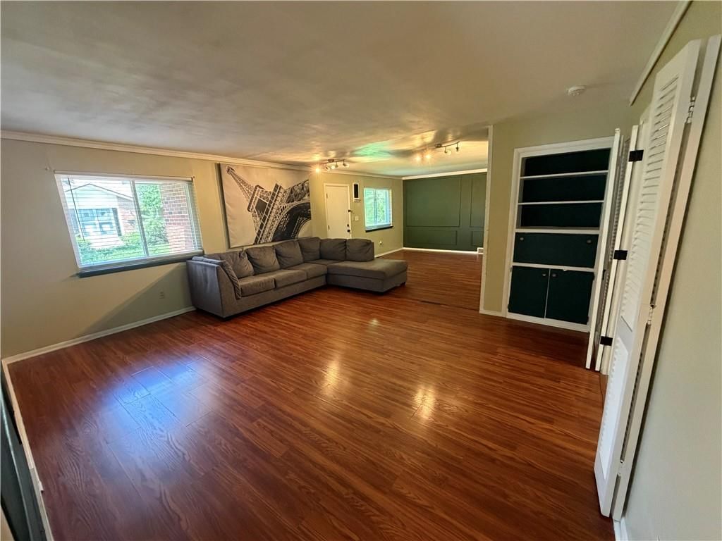 7909 Grandview Street — photo 5