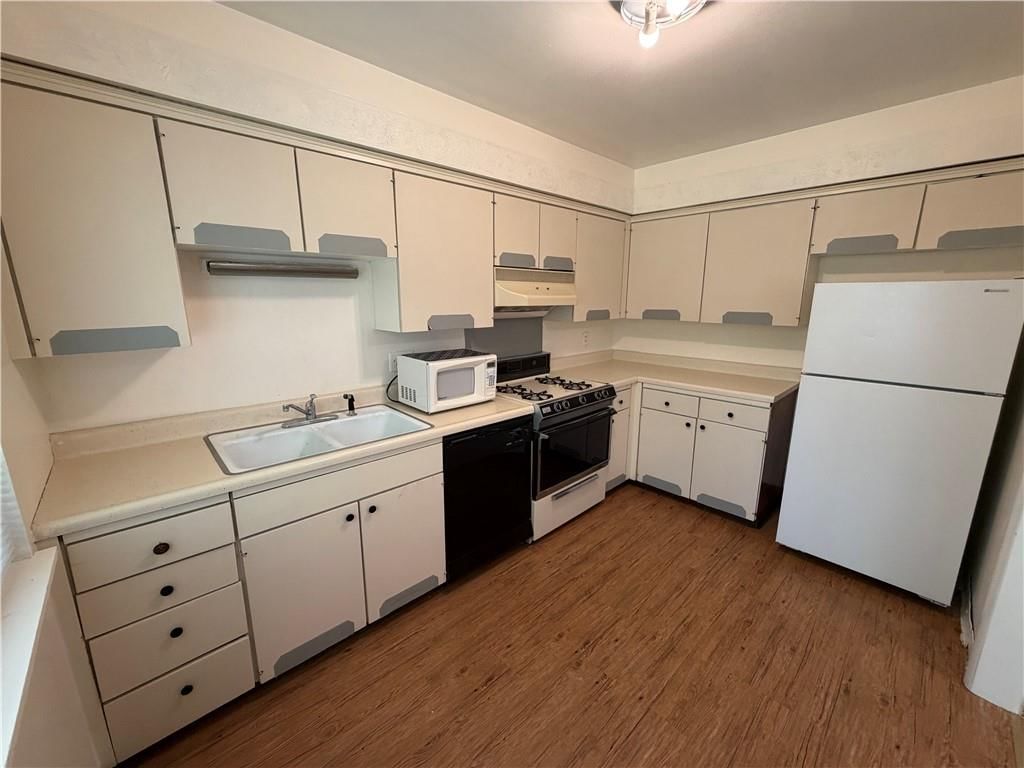 7909 Grandview Street — photo 12