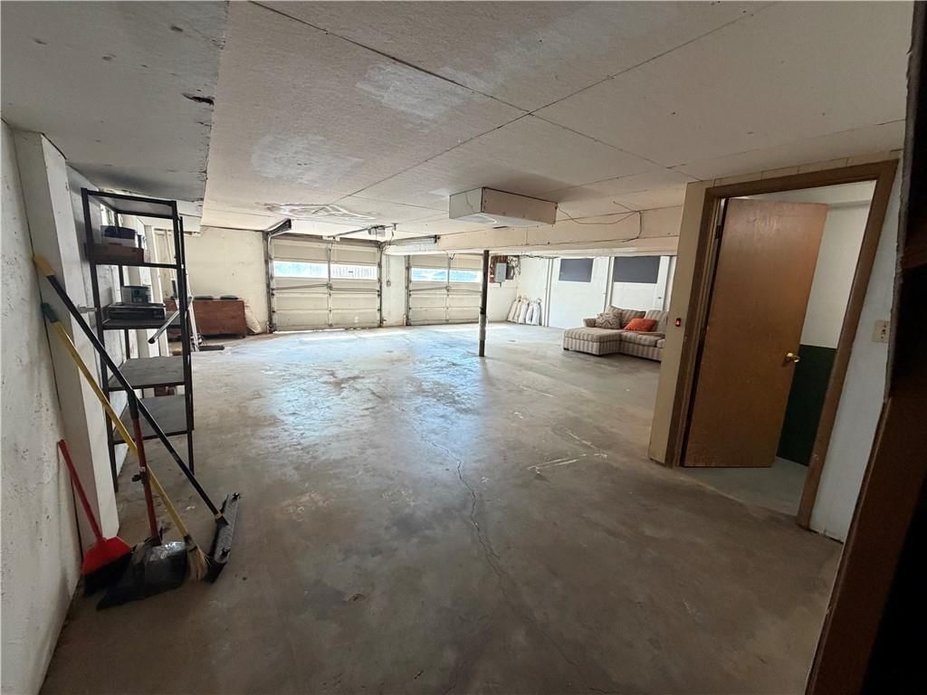 7909 Grandview Street — photo 33