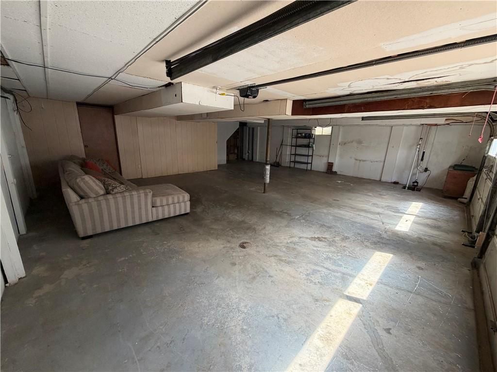 7909 Grandview Street — photo 34