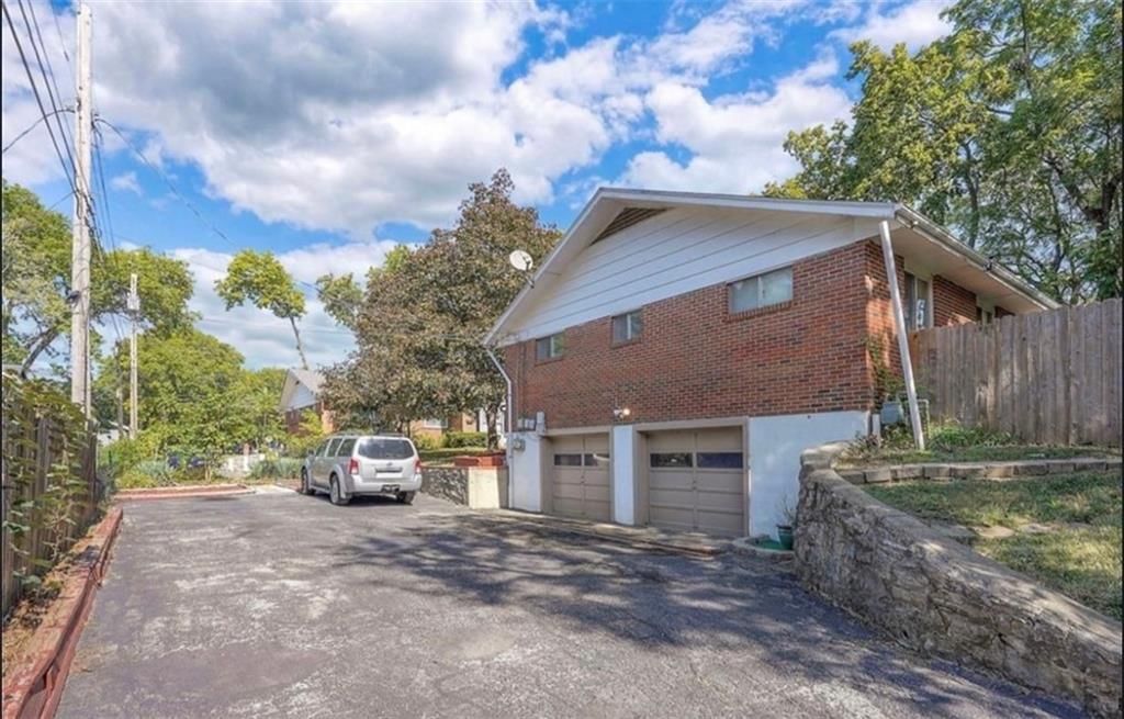 7909 Grandview Street — photo 35