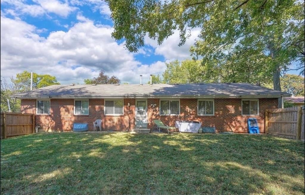 7909 Grandview Street — photo 36