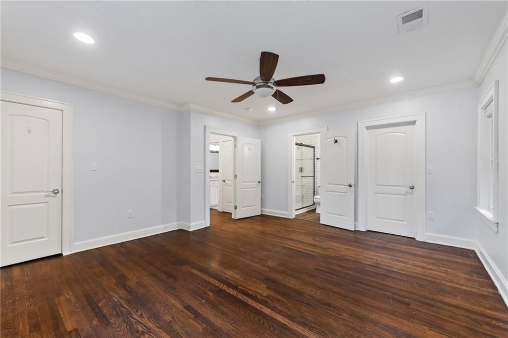 Photo 20 of 27 - 7303 Madison Avenue, Kansas City, MO 64114