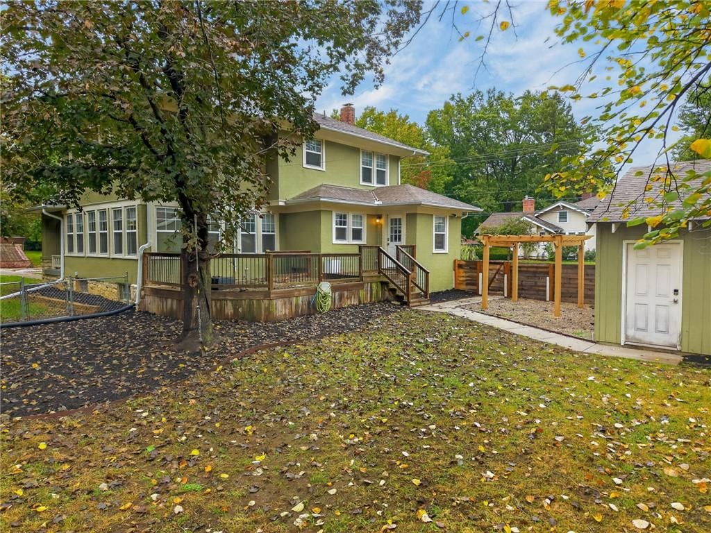7303 Madison Avenue, Kansas City, MO: listing photo 3