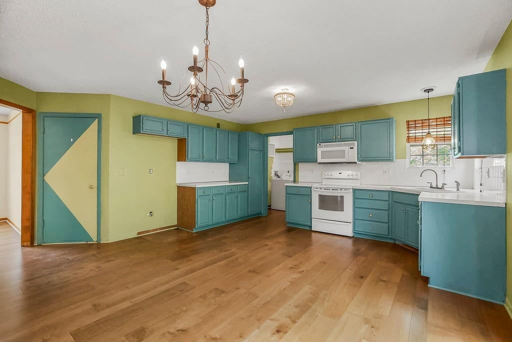 1704 Hunter Drive — photo 9