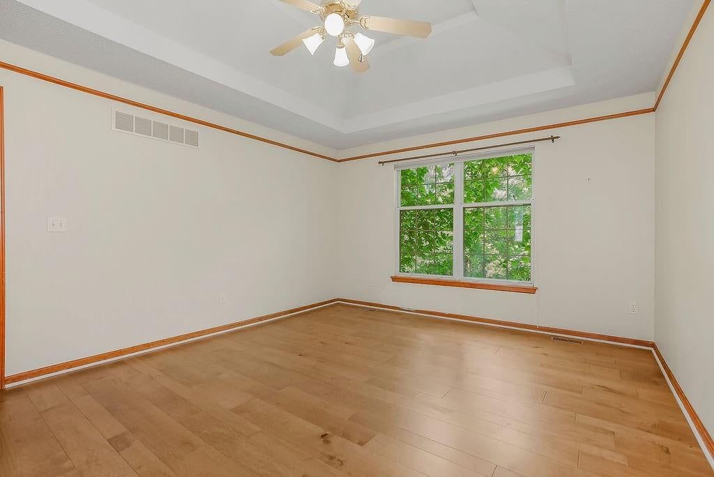 1704 Hunter Drive — photo 16
