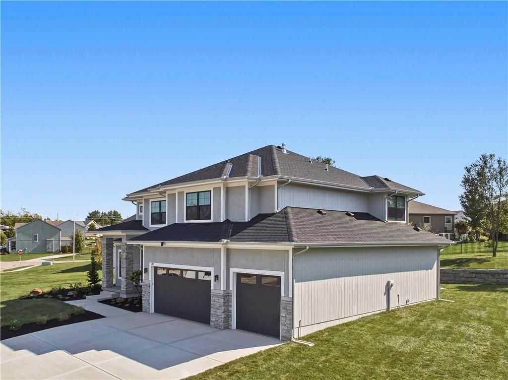 509 Turnbridge Drive, Raymore, MO: listing photo 2