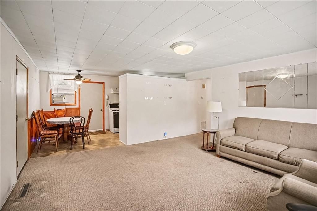 4519 N Troost Avenue — photo 9