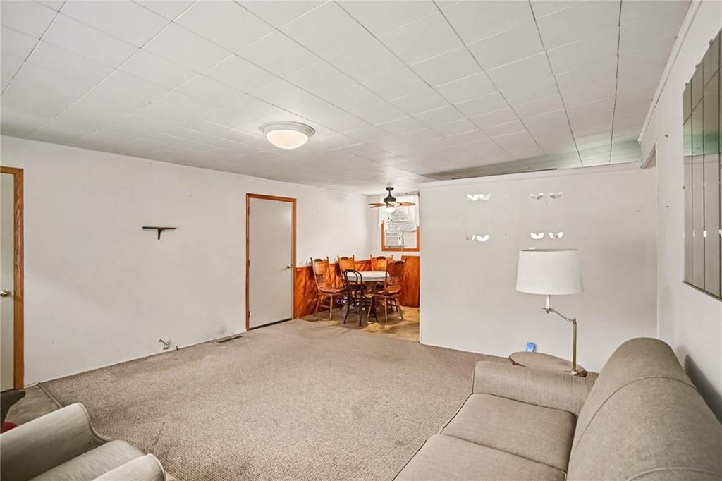 4519 N Troost Avenue — photo 10