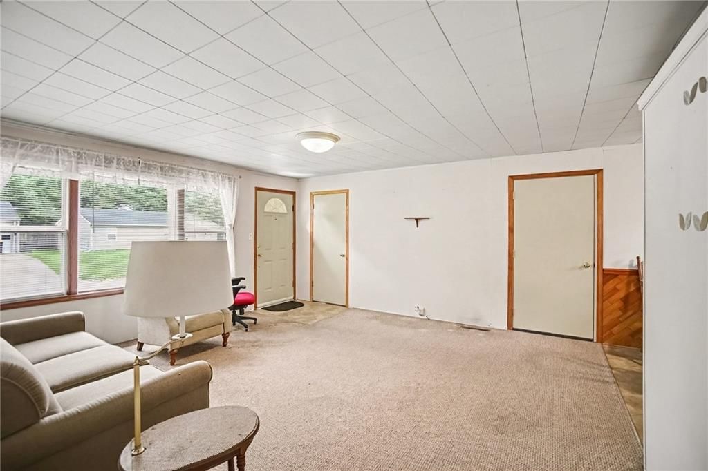 4519 N Troost Avenue — photo 11