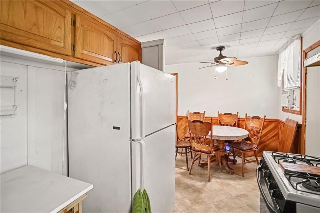 4519 N Troost Avenue — photo 16
