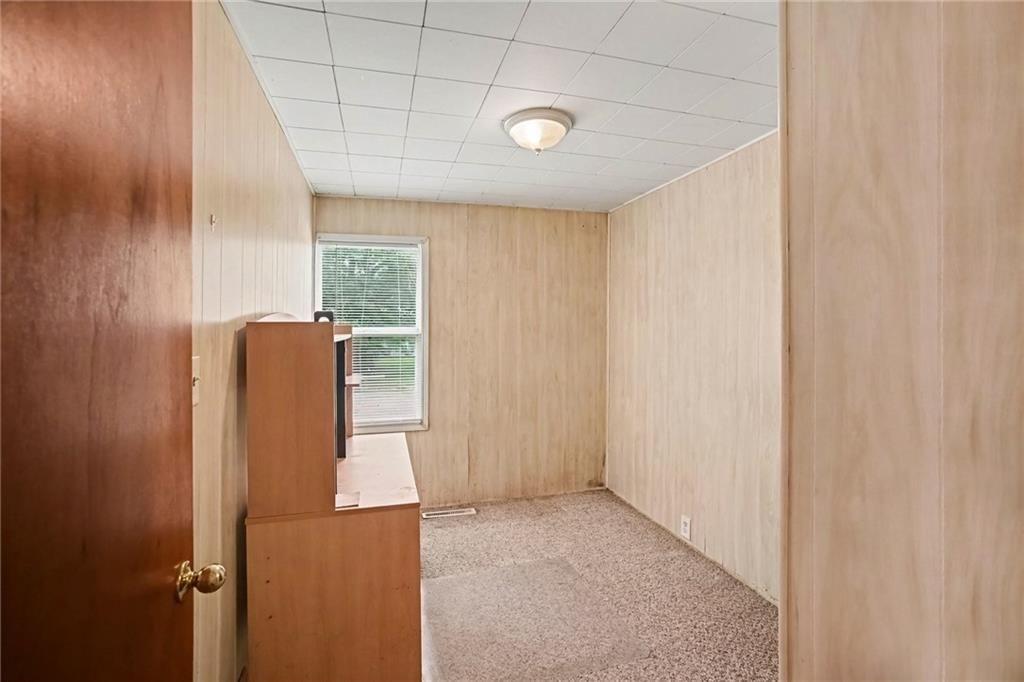 4519 N Troost Avenue — photo 19