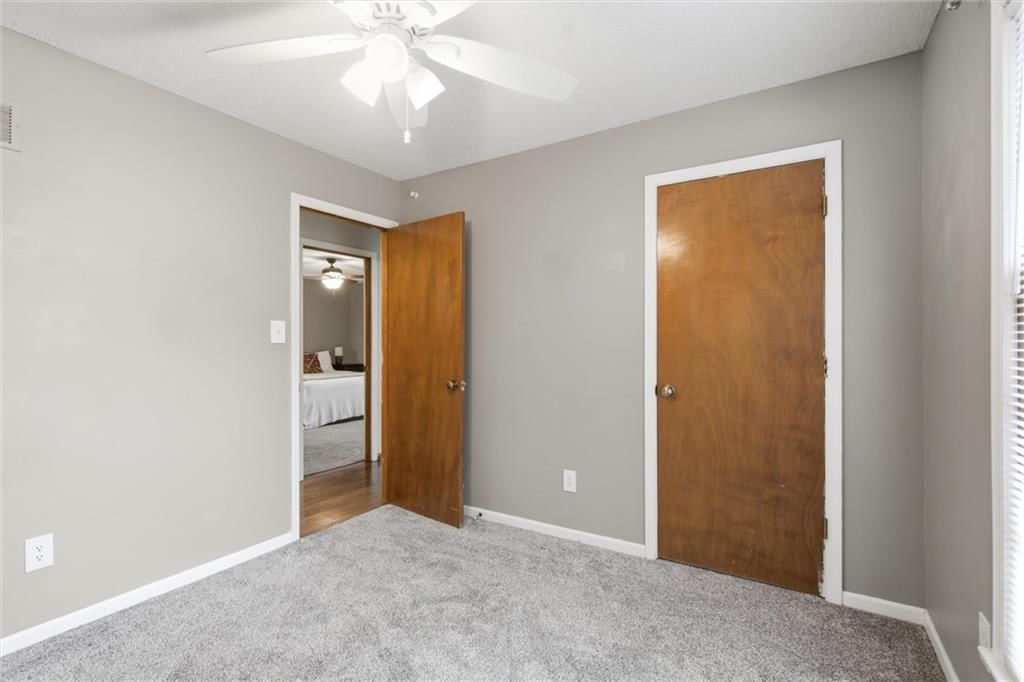 1112 SW Breckenridge Court — photo 21