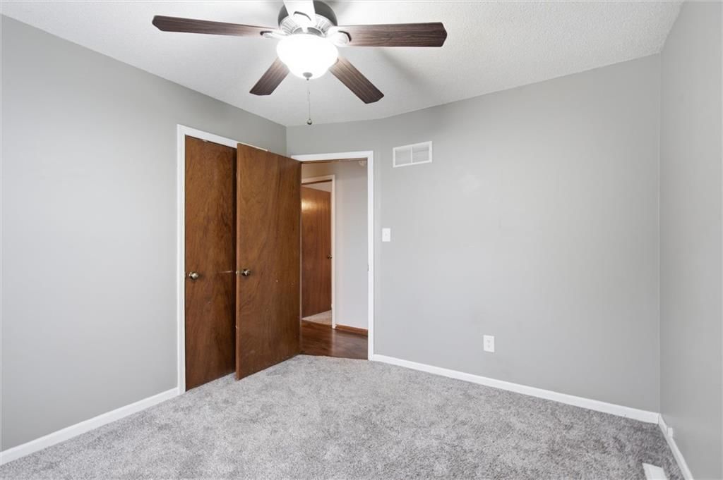 1112 SW Breckenridge Court — photo 23
